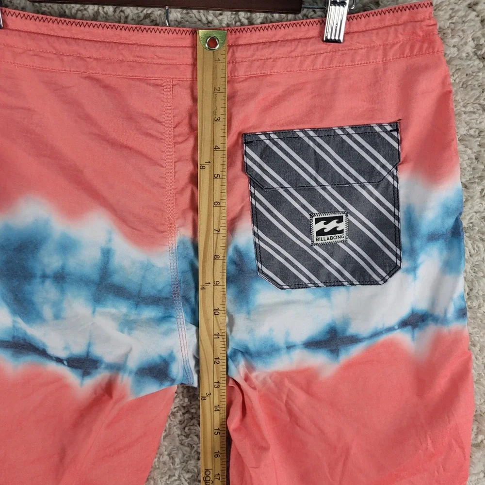 Billabong Lo Tides Sundays Board Shorts‎ Men 34 Pink Blue Tie Dye Excellent Surf